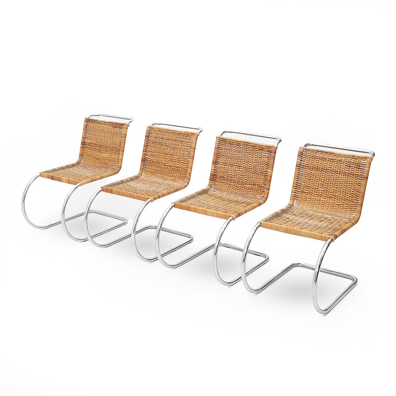 Lot de 4 chaises vintage MR10 en acier chromé et rotin tressé de Mies Van der Rohe, Italie 1990