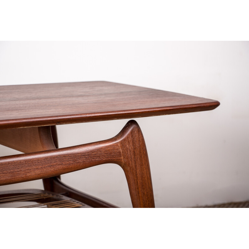 Table basse vintage en teck et rotin à 2 niveaux par Louis van Teeffelen pour WéBé, Pays-Bas 1960