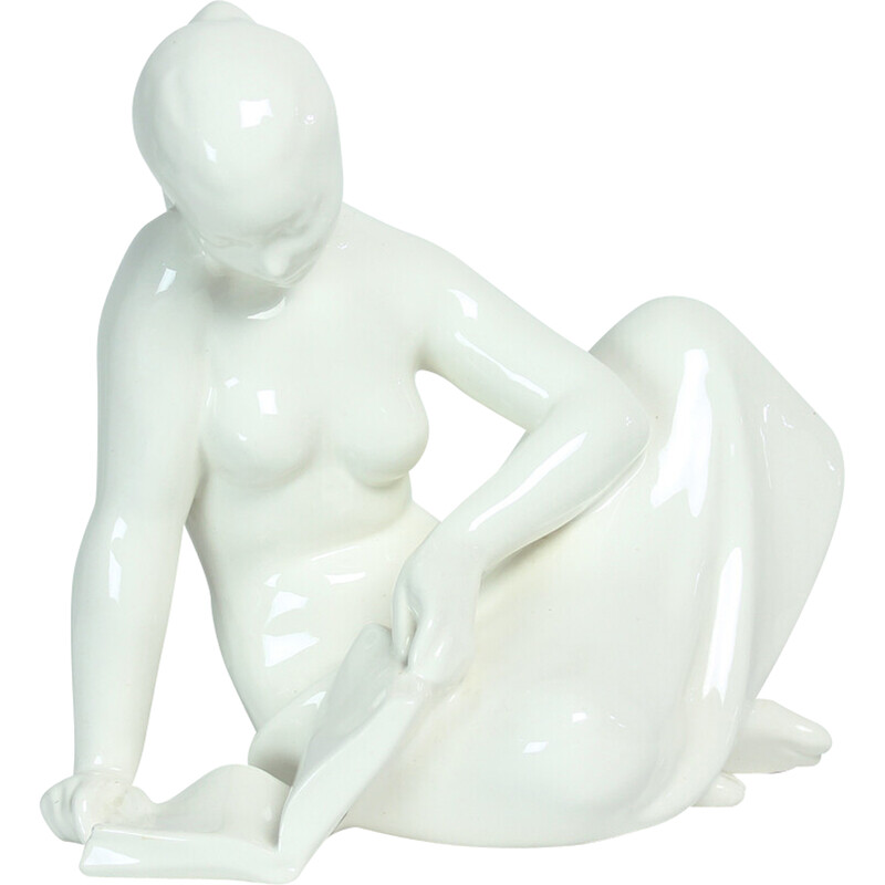 Escultura vintage de porcelana blanca para Jihokera, 1960