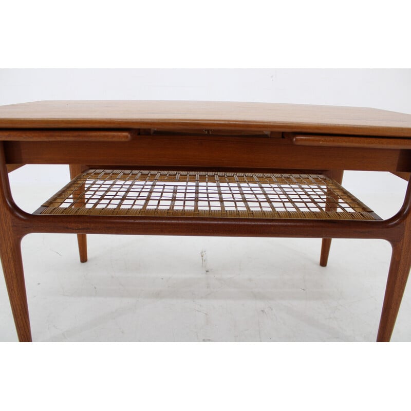 Vintage extendable teak coffee table, Denmark 1960