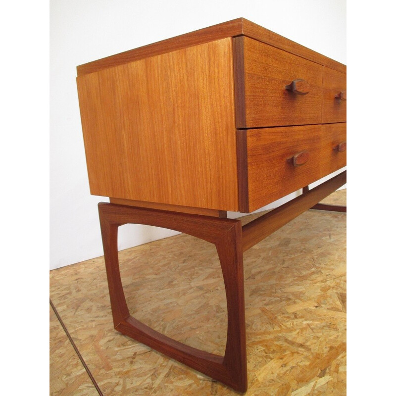 Long chest of drawers by Roger Bennett by E.Gome - 1960s