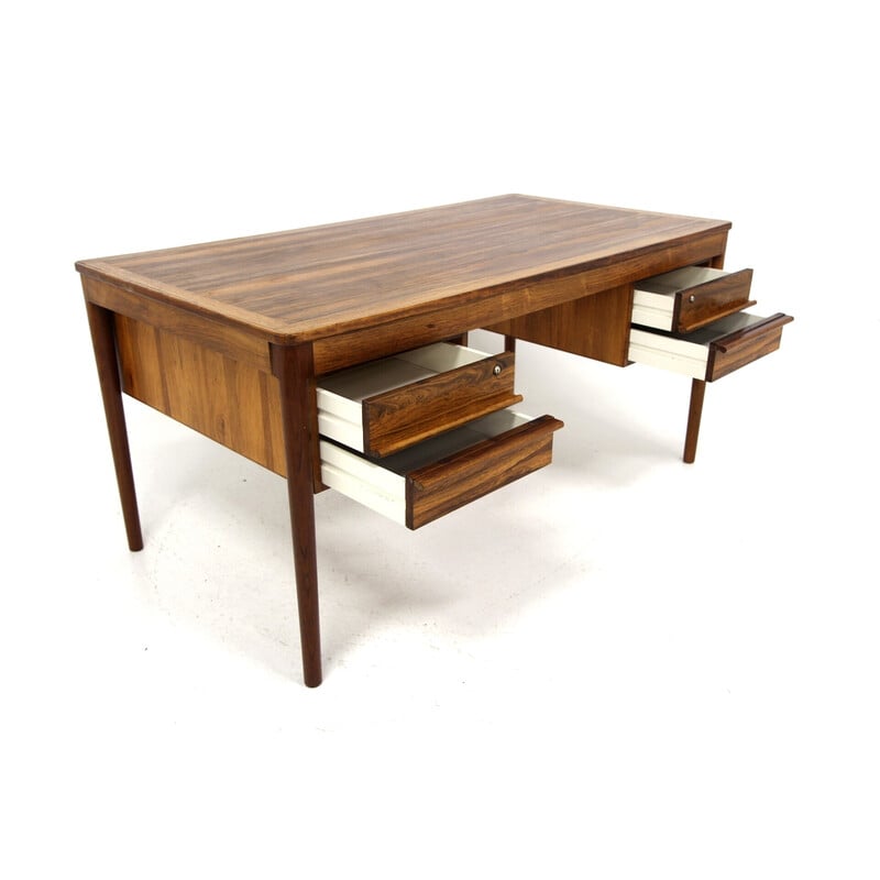 Vintage-Schreibtisch aus Palisanderholz für Averskogs Möbelfabrik, Schweden 1960