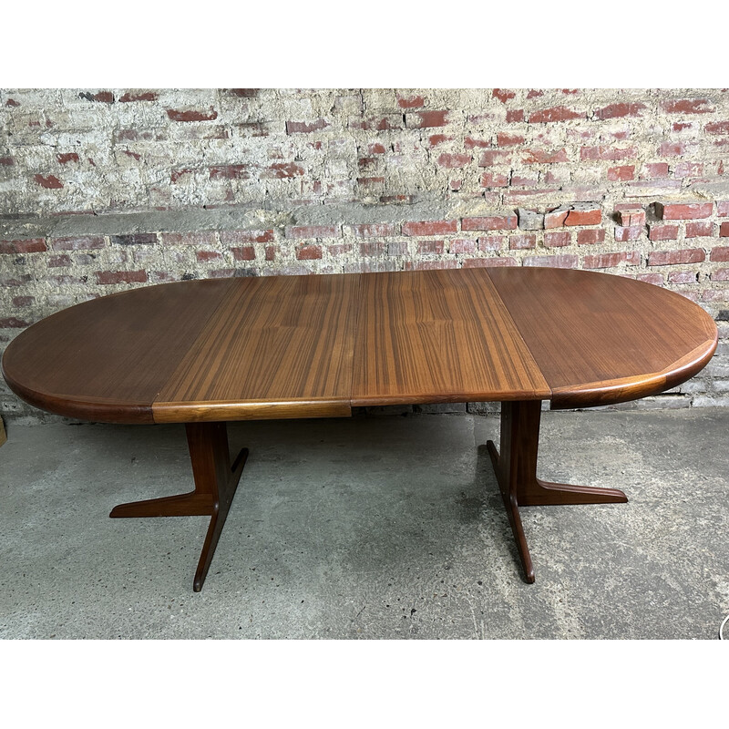 Vintage round teak table with extensions for VV Möbler, Denmark 1960