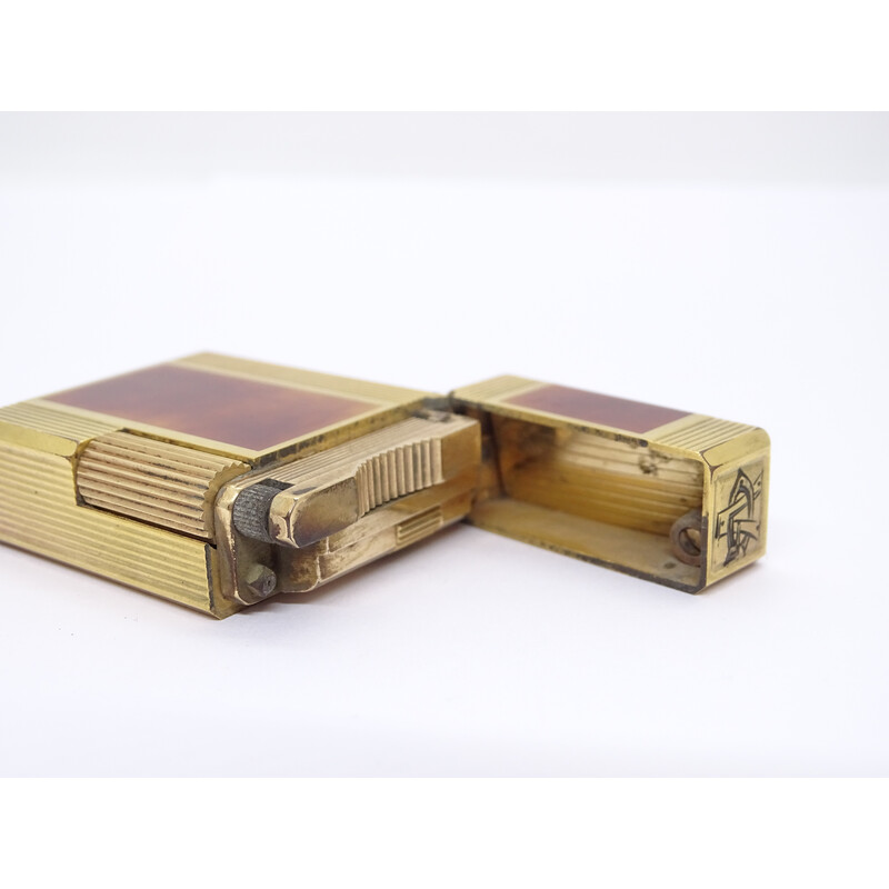 Luxury vintage lighter plated in yellow gold for La Maison S.t. Dupont