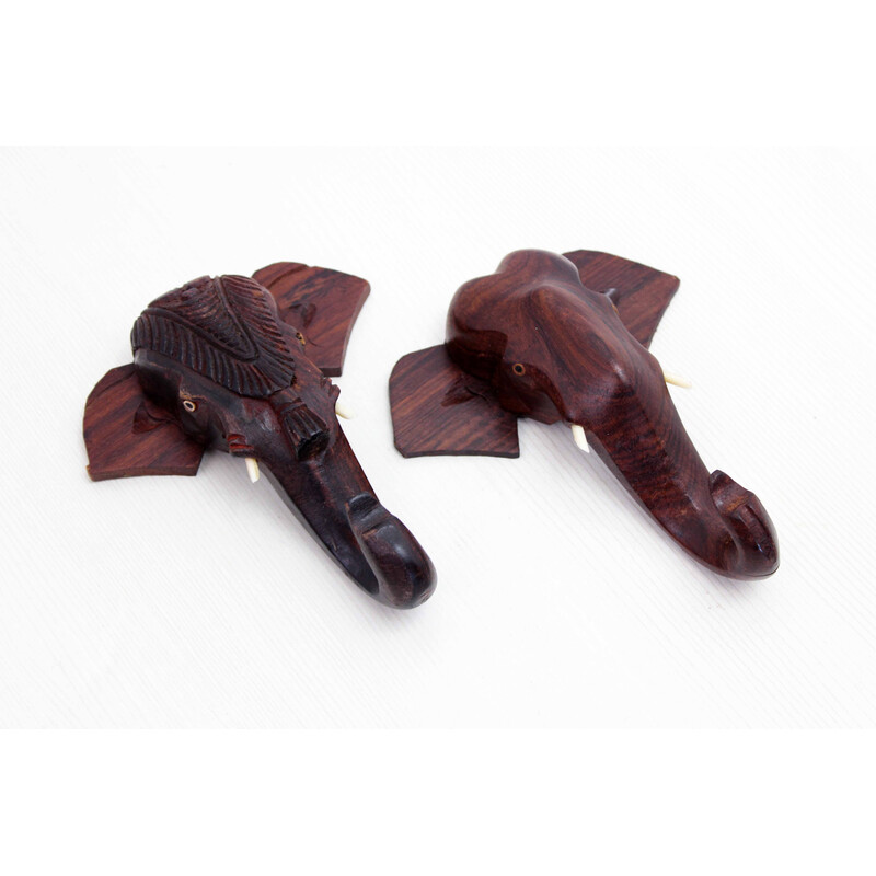 Pair of vintage wooden elephant figurines, 1970