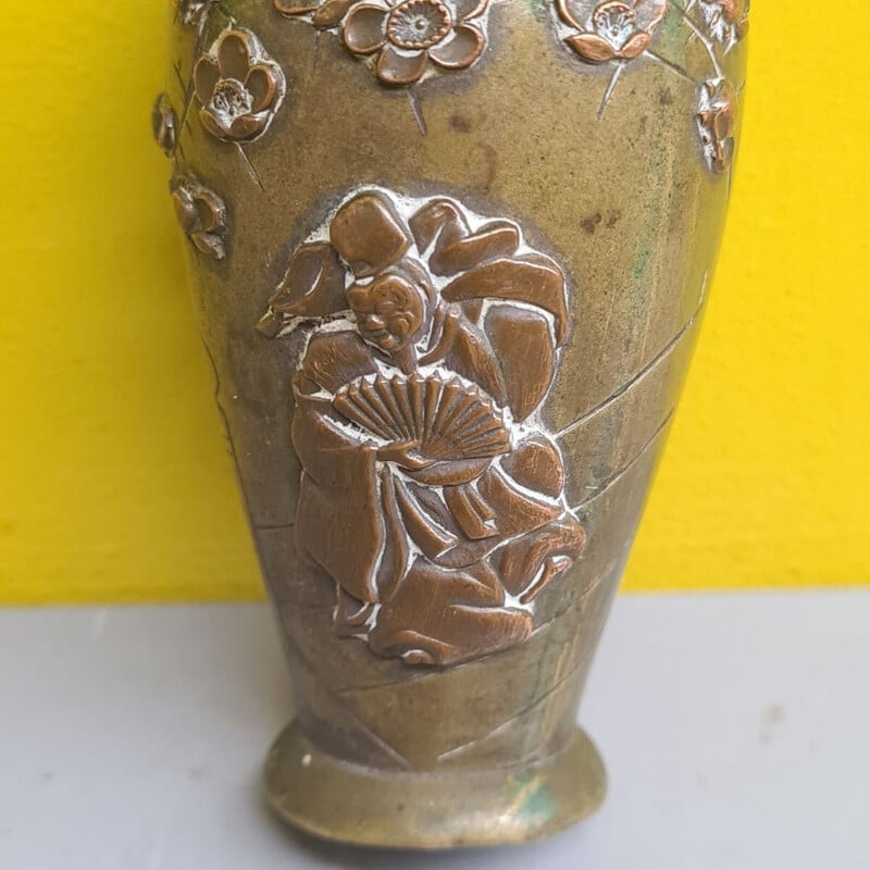 Vase vintage en bronze et incrusté de cuivre d'époque Meji, Japon