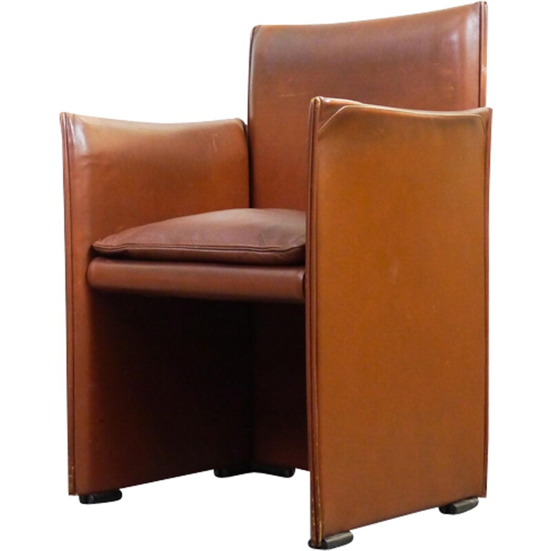 Pair of brown armchairs in leather by Mario Bellini for Cassina - 1970s