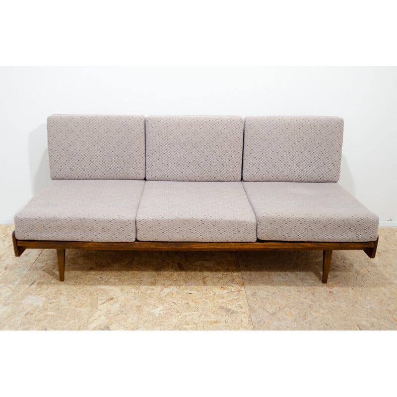 Vintage Klappsofa aus Buchenholz und Stoff für Interiér Praha, Tschechoslowakei 1960