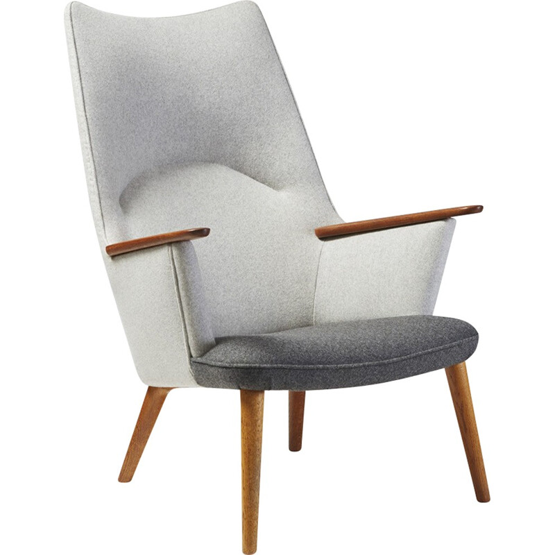 AP-27 Armchair by Hans WEGNER - 1950s