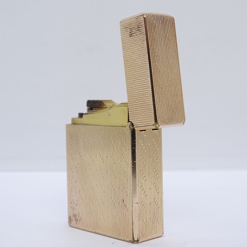 Vintage luxury lighter with yellow gold plating for S.T. Dupont