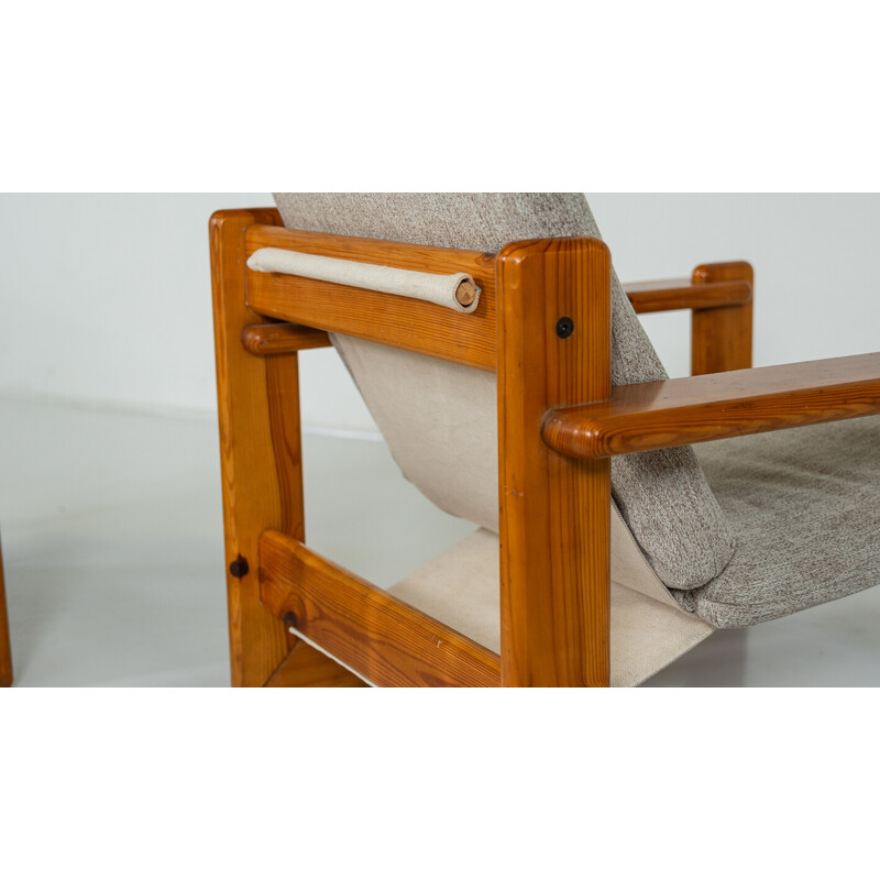 Paire de fauteuils vintage modernes