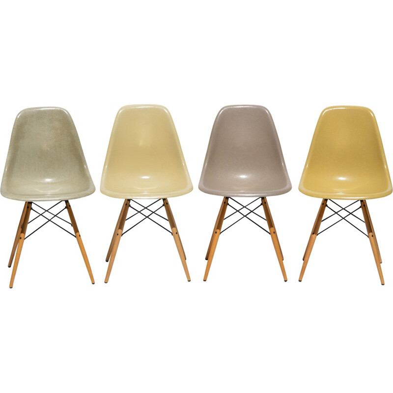 Set of 4 DSW dining side chairs by Eames for Herman Miller - 1950s