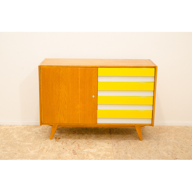 Vintage chest of drawers model U-458 in beech wood and plywood by Jiri Jiroutek for Interier Praha, Czechoslovakia 1960