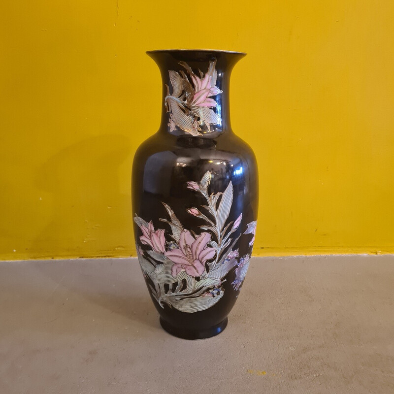 Vintage Chinese porcelain vase by Qianlong Nian Zhi, 1970