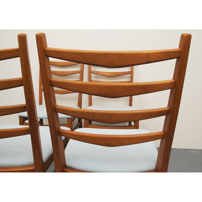 Ensemble de 4 chaises de salle à manger en hêtre - 1950