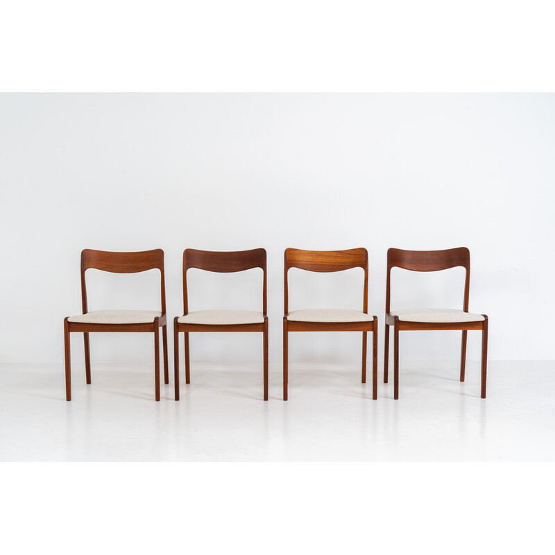Ensemble de 4 chaises à repas vintage en teck massif par Henning Kjaernulf pour Korup Stolefabrik, Danemark 1960