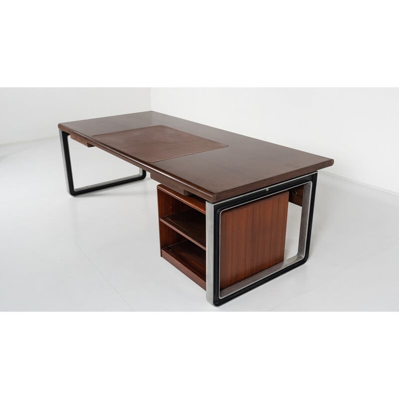 Vintage T333 desk by Oslvado Borsani and Eugenio Gerli for Tecno, Italy 1975