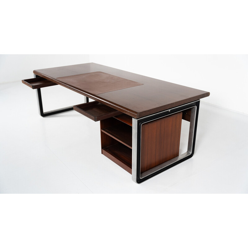 Vintage T333 desk by Oslvado Borsani and Eugenio Gerli for Tecno, Italy 1975