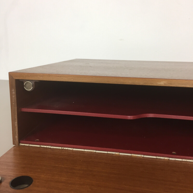 Minimalistic vinyl record walnut storage box by Dual - 1960s