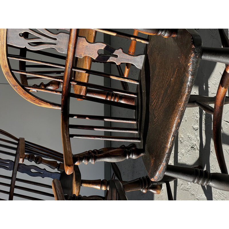 Satz von 4 Vintage Windsor Sessel aus gedrechseltem und geschnitztem Holz