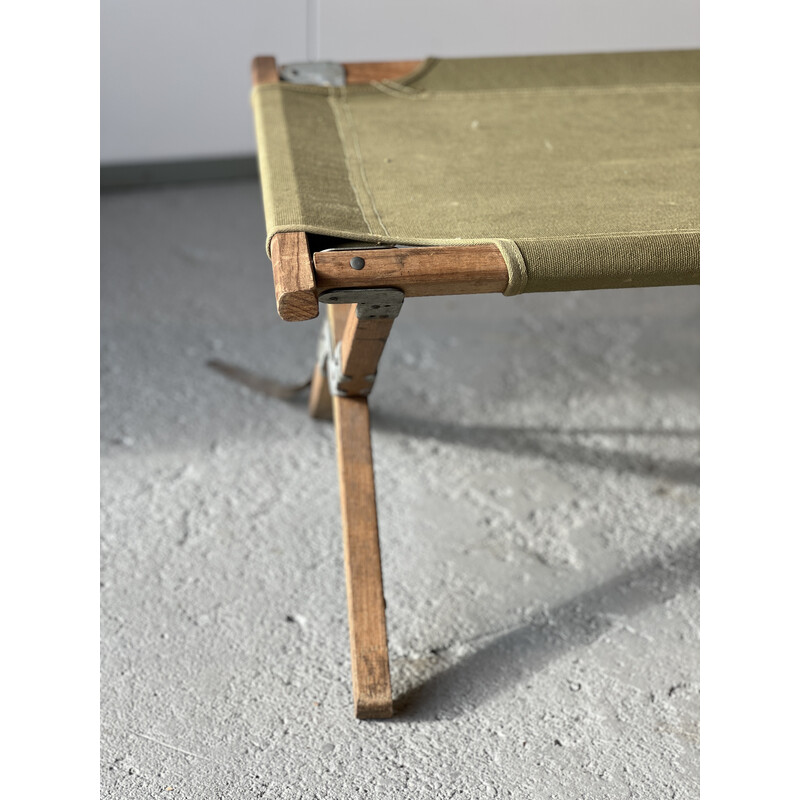 Vintage green military pico bed in wood and metal, 1945