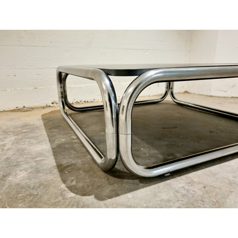 Vintage coffee table in tubular chrome and black formica, 1970