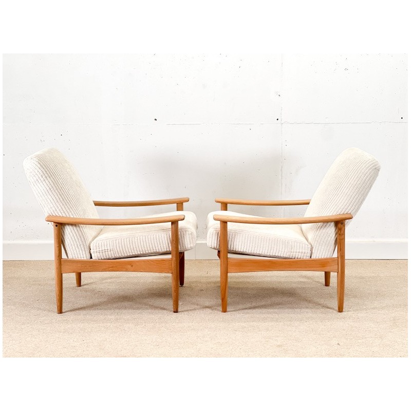 Paar Vintage-Sessel aus Ulmenholz von Guy Rogers, 1960