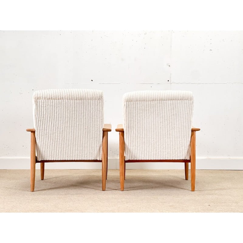 Pair of vintage elm wood armchairs by Guy Rogers, 1960