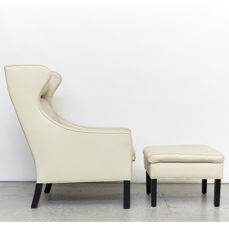 Vintage armchair covered in ivory leather by Børge Mogensen