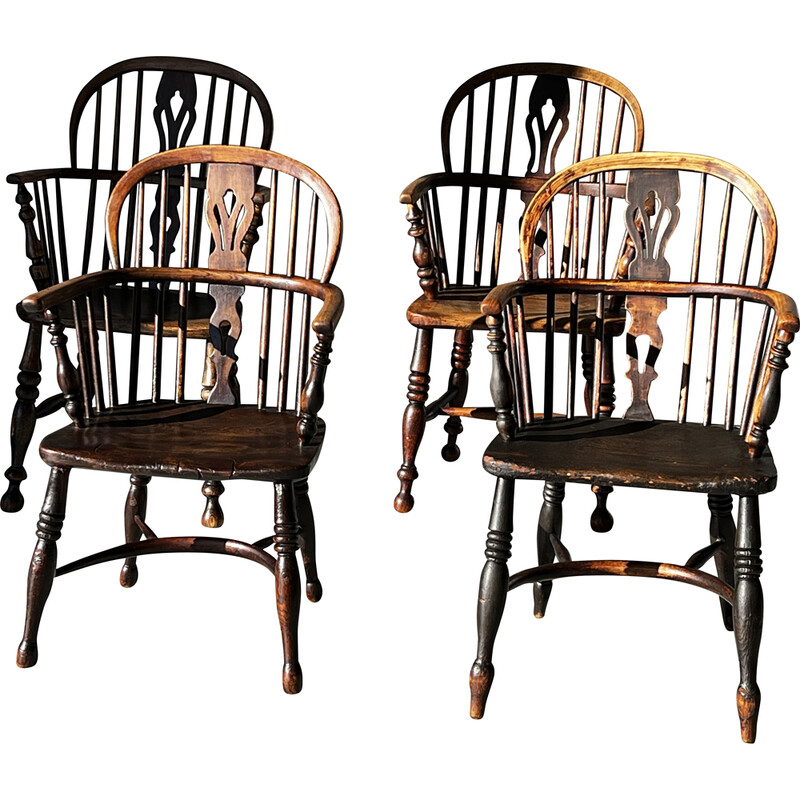 Juego de 4 sillones Windsor vintage de madera torneada y tallada