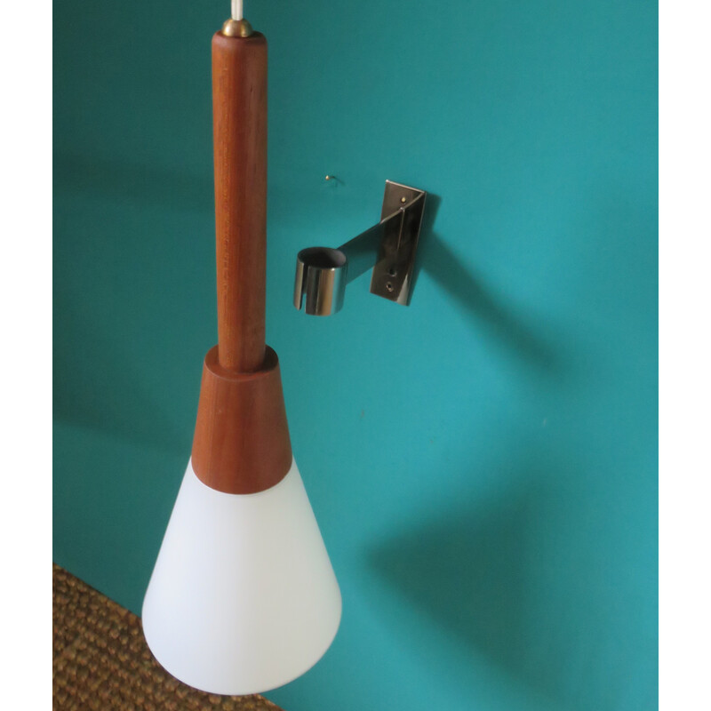 Vintage wall lamp in earthenware and opaline glass, Sweden 1960