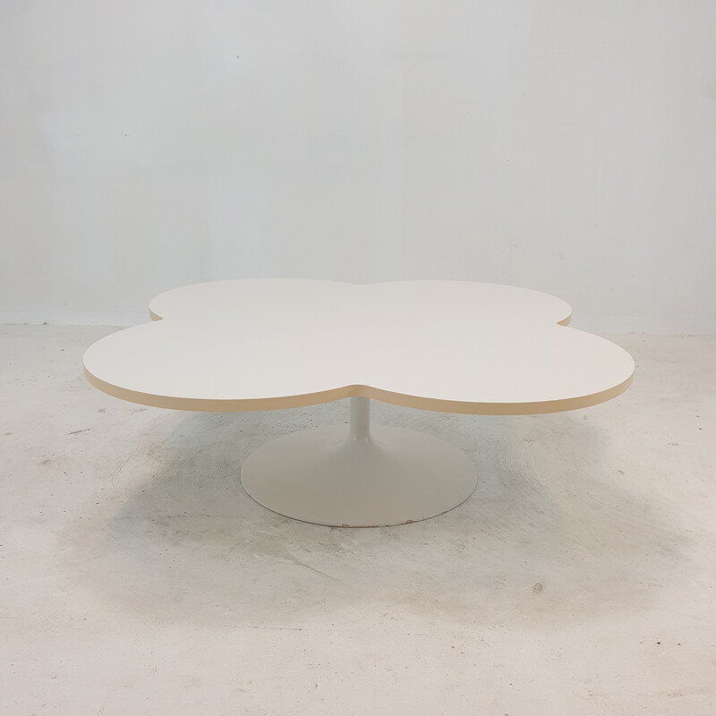 Vintage "Flower table" coffee table in white laminate by Kho Liang for Artifort, Netherlands 1960