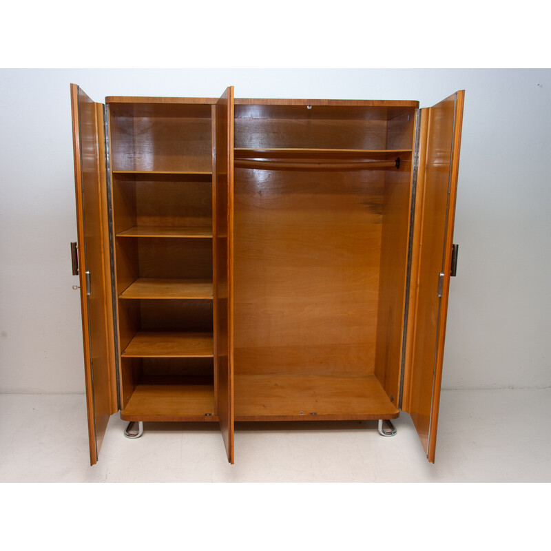 Armoire vintage Bauhaus en bois de chêne de Vichr et Spol pour Kovona, Tchécoslovaquie 1930