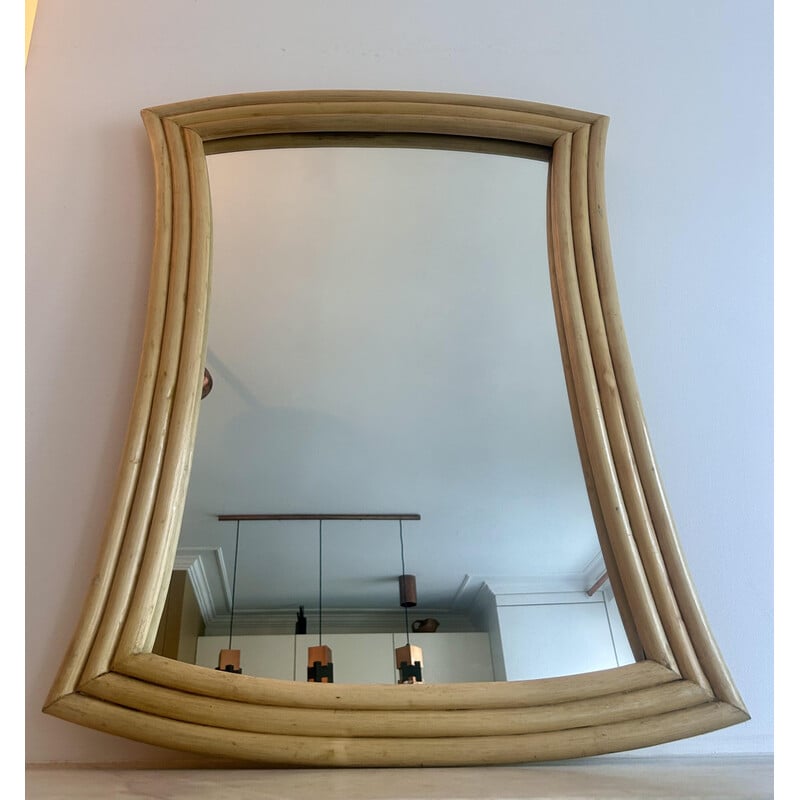 Specchio svasato vintage con cornice in rattan, Francia 1970