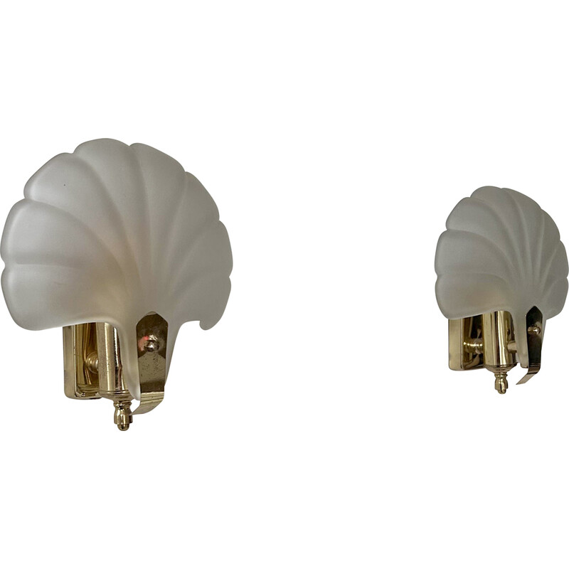 Pair of vintage shell wall lamp in sandblasted glass and brass, France 1970