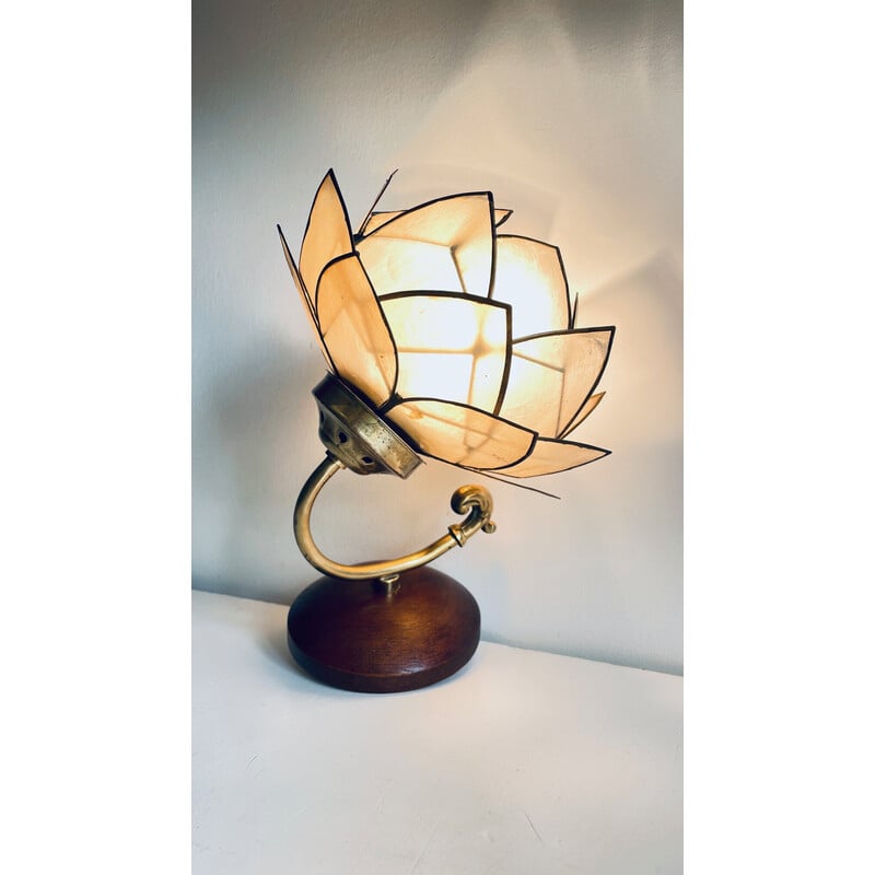 Vintage parelmoer en messing wandlamp in de vorm van een bloem