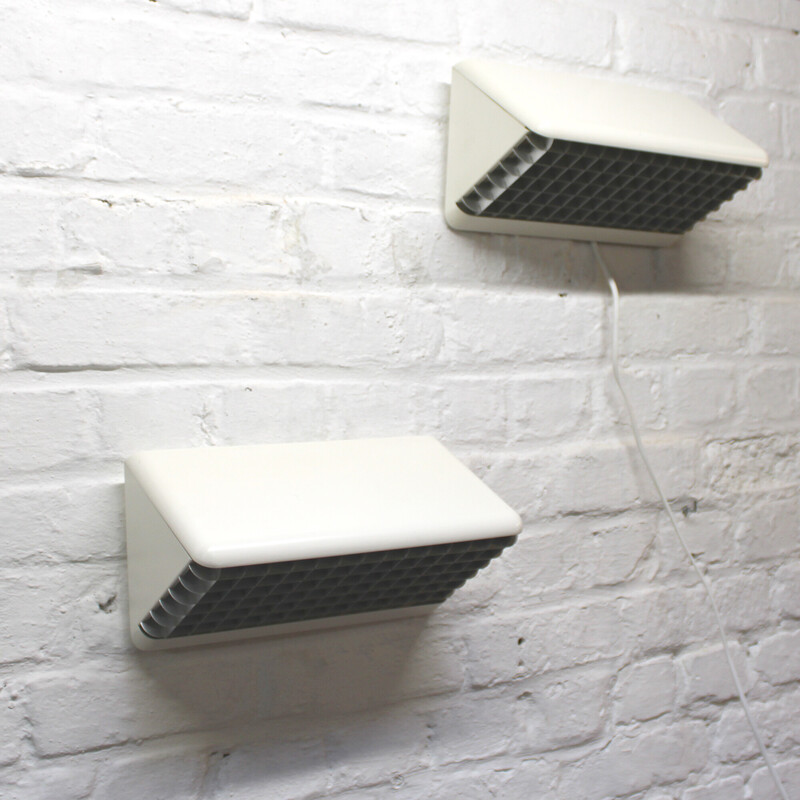Pair of vintage model 1655 wall lights in lacquered metal and aluminum for Raak, 1970