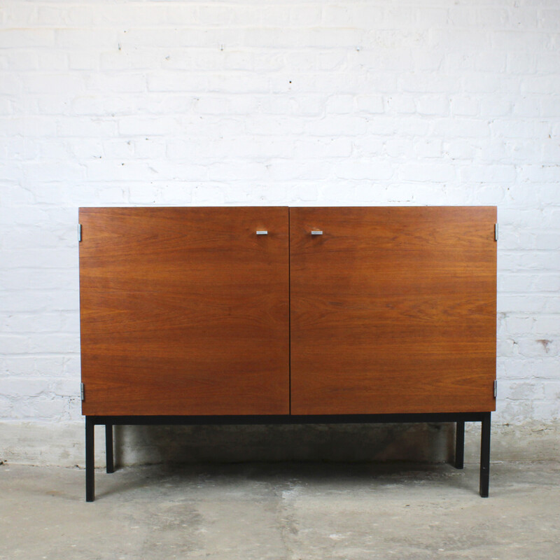 Vintage Buffet Modell "1260" aus schwarz lackiertem Metall und Teakholzfurnier von Pierre Guariche für Meurop, 1960