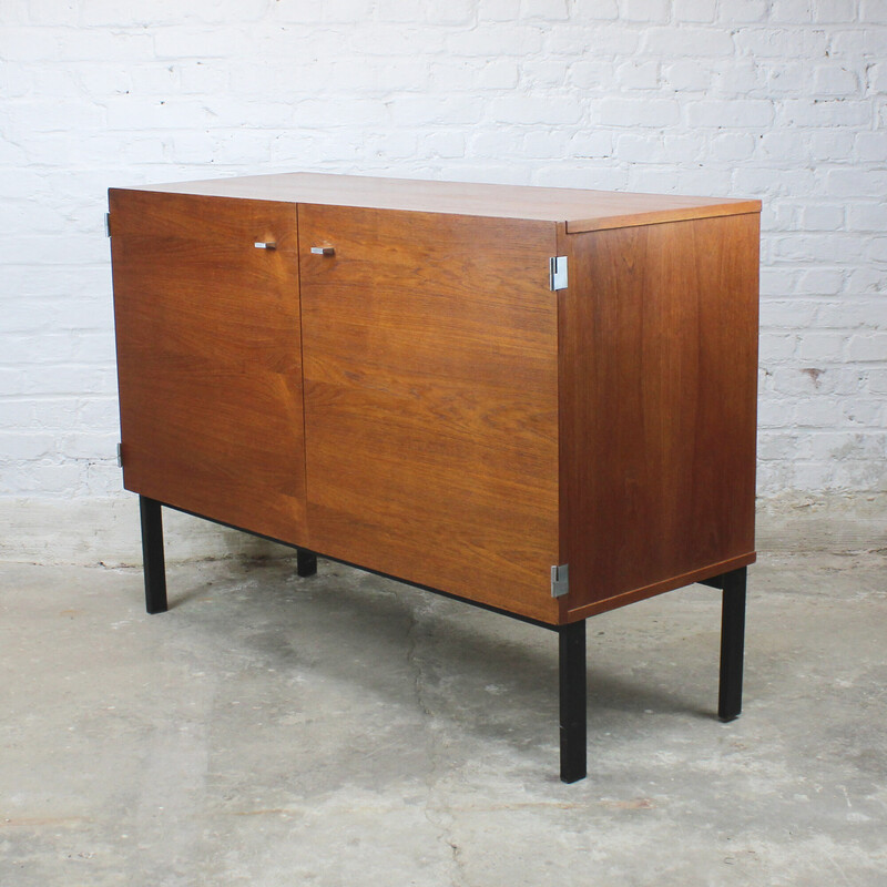 Vintage Buffet Modell "1260" aus schwarz lackiertem Metall und Teakholzfurnier von Pierre Guariche für Meurop, 1960