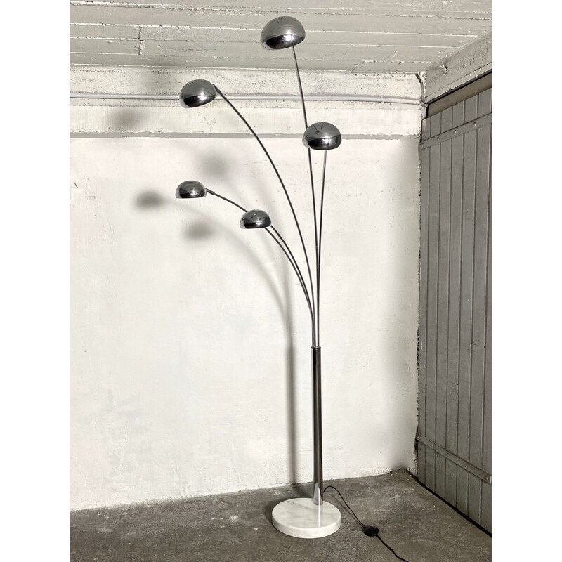 Vintage Space Age floor lamp in chrome metal and white marble with 5 arms by G.Reggiani, 1970