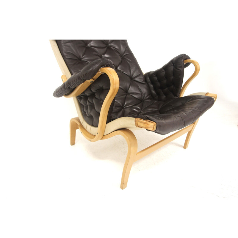 Paar vintage "Pernilla 69" fauteuils in eiken en zwart leer van Bruno Mathsson voor Karl Mathsson, Zweden 1960