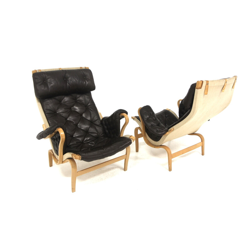 Pair of vintage "Pernilla 69" armchairs in oak and black leather by Bruno Mathsson for Karl Mathsson, Sweden 1960