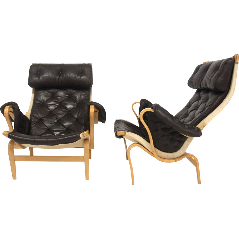 Pair of vintage "Pernilla 69" armchairs in oak and black leather by Bruno Mathsson for Karl Mathsson, Sweden 1960