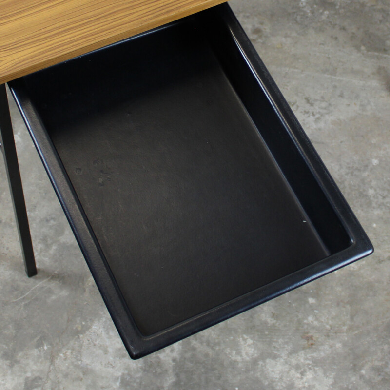 Vintage "Junior 68" desk in black lacquered metal and plastic by Pierre Guariche for Meurop, 1968