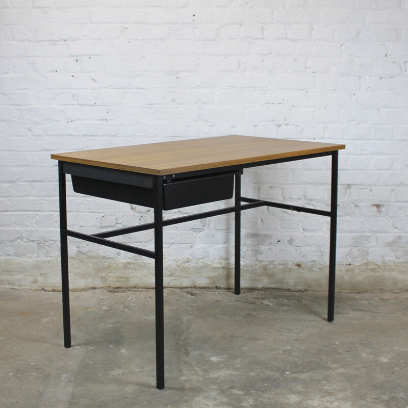 Vintage "Junior 68" desk in black lacquered metal and plastic by Pierre Guariche for Meurop, 1968