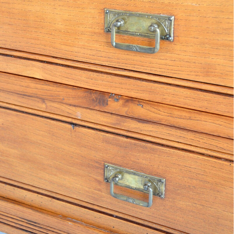 Vintage oak chest of drawers and brass handles, 1930