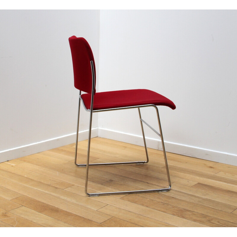 Vintage "40/4" community chairs in chrome metal and red wool by David Rowland for Howe