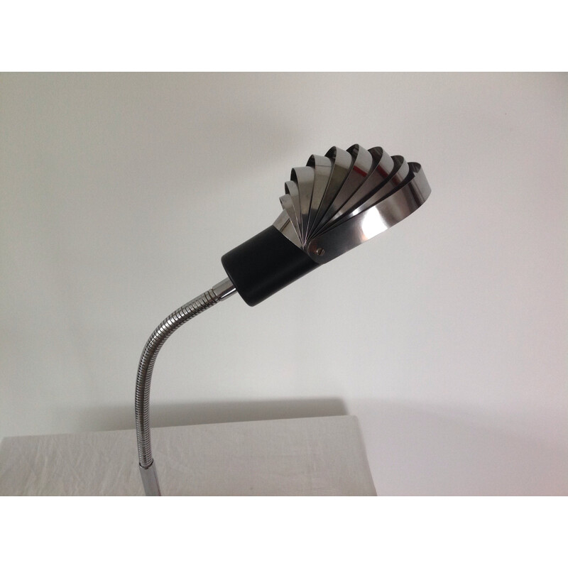 Lampe vintage argentée en acier et flexible avec abat-jour lames, Suisse 1970