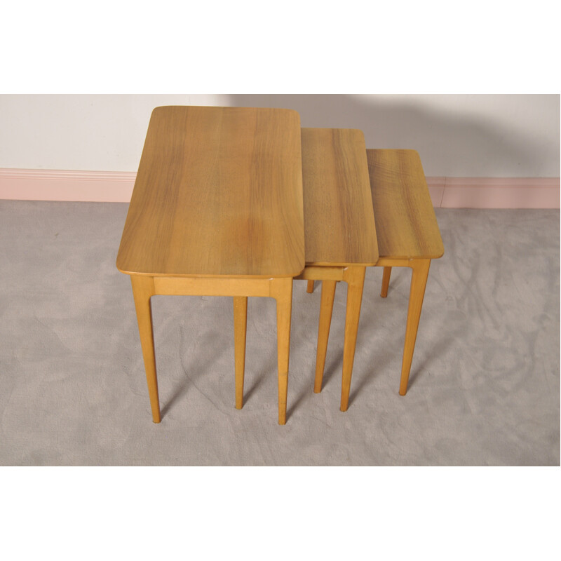 Set of 3 Scandinavian nesting tables in light wood - 1960s