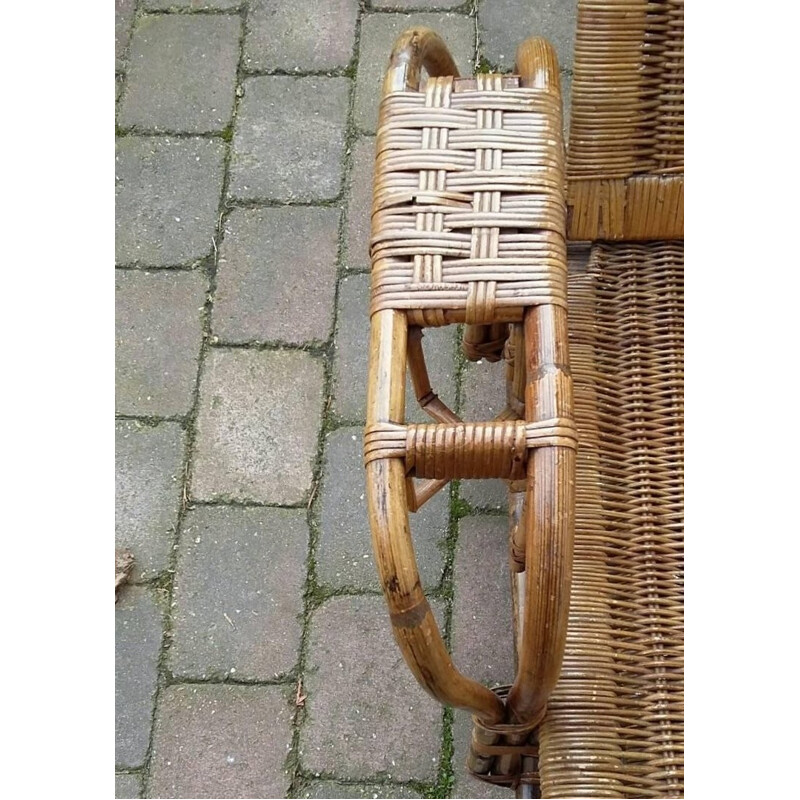 Fauteuil lounge en osier vintage avec tabouret à pieds - 1940